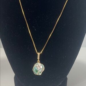 Gold tone Floral Pendant Necklace Stainless steel